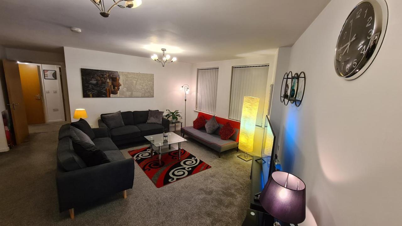 Luxury 2 Bed Apt With Free Wi-Fi & Parking 曼彻斯特 外观 照片